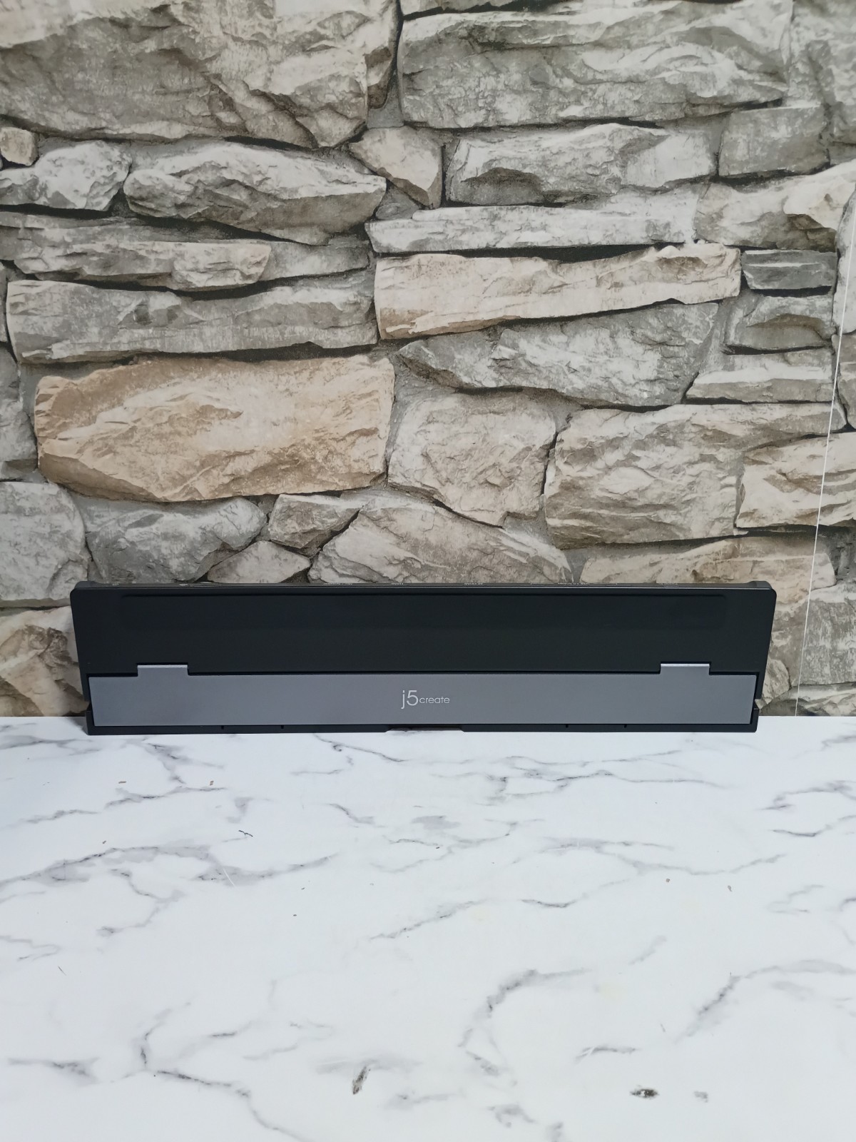 J5 Create USB-c Dual HDMI Docking Station Model JCD542