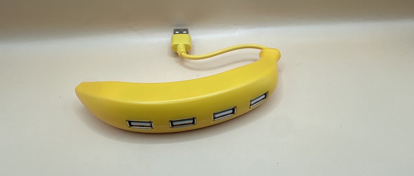 Funny Banana Fruit Shape Mini USB 2.0 Hub Multi USB Ports Splitter Hub Power Ada