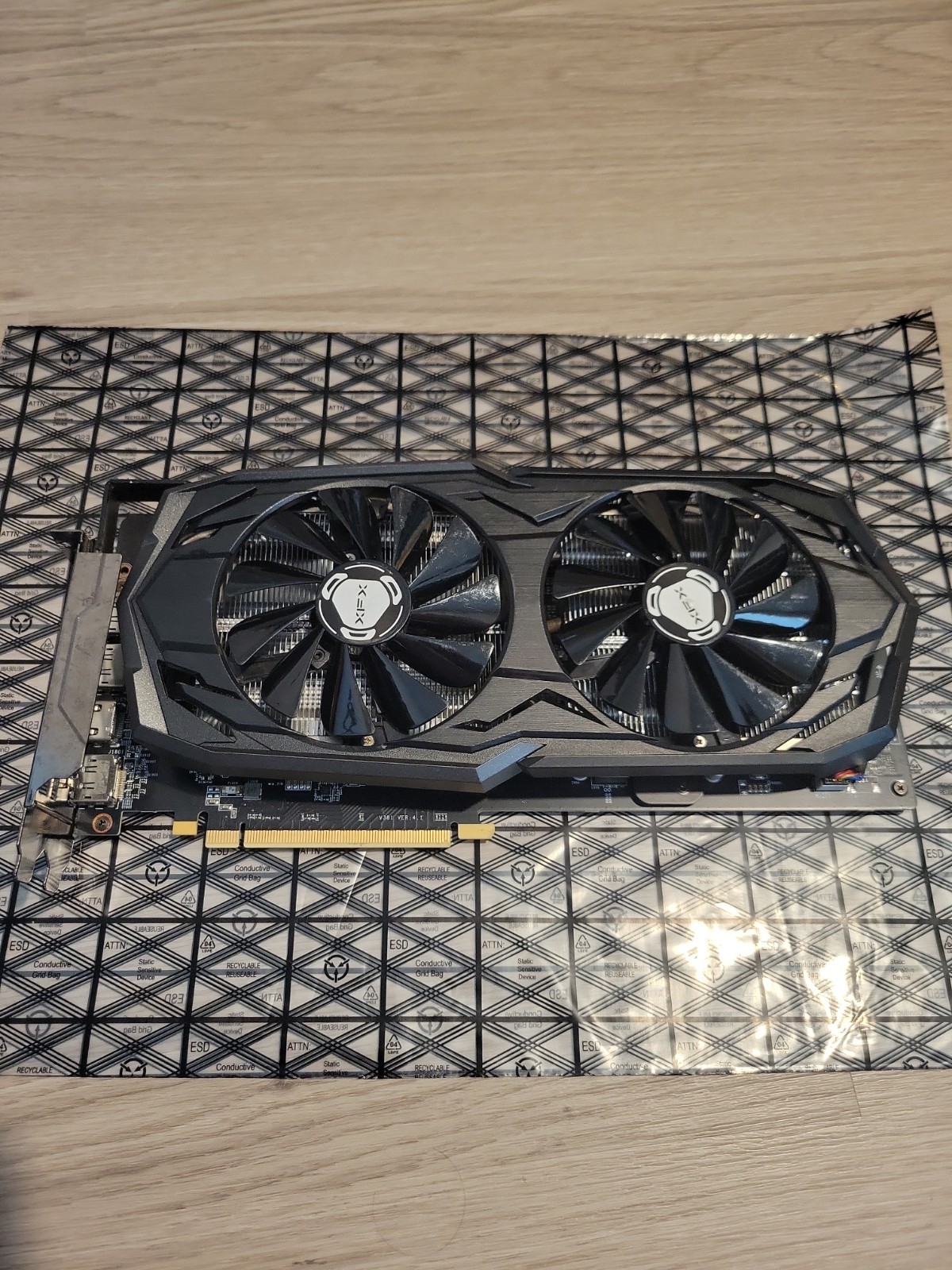MSI Radeon RX 5600 XT GAMING MX GDDR6 Graphics Card AFTERMARKET XFX FAN.