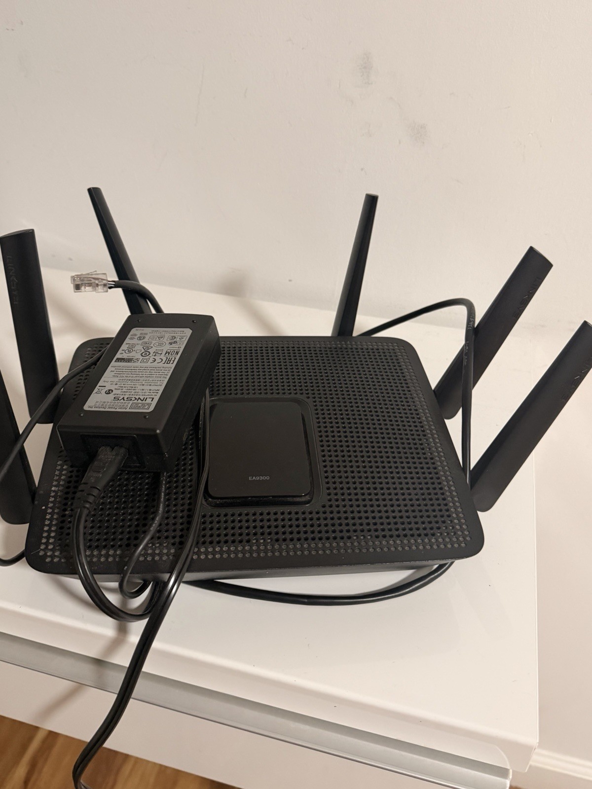 Linksys  WiFii Router Model EA9300