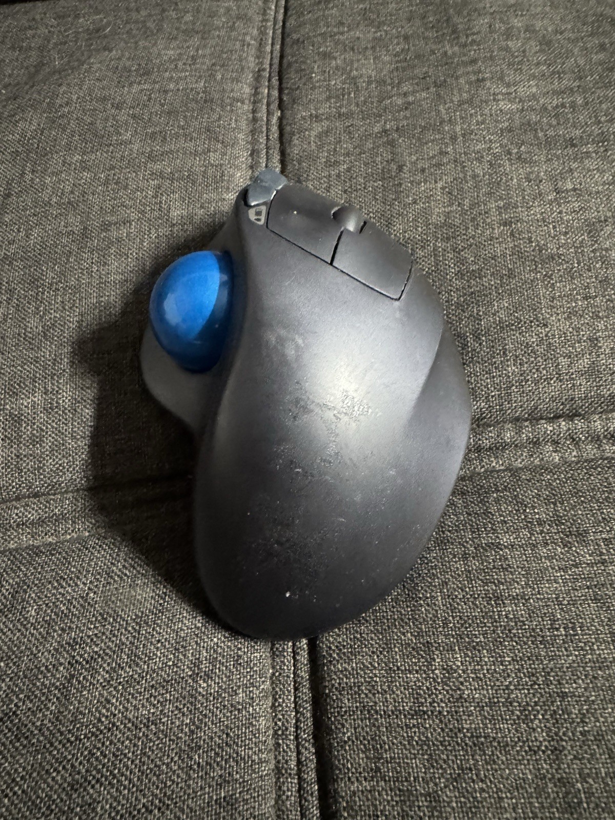 Logitech M570 Wireless Ergonomic Trackball Mouse USB Unifying Receiver Tested AA