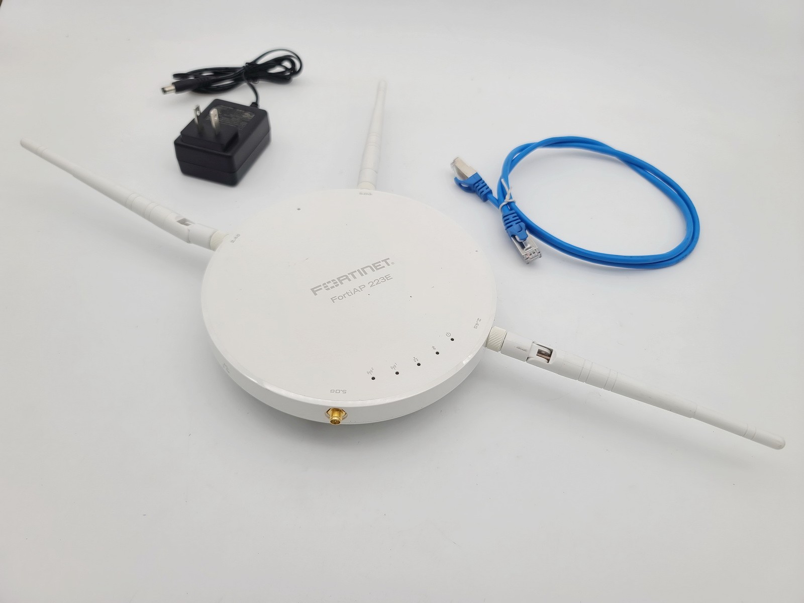 FORTINET FORTIAP 223E FAP-223E 802.11AC WIRELESS ACCESS POINT POE CLOUD MANAGED
