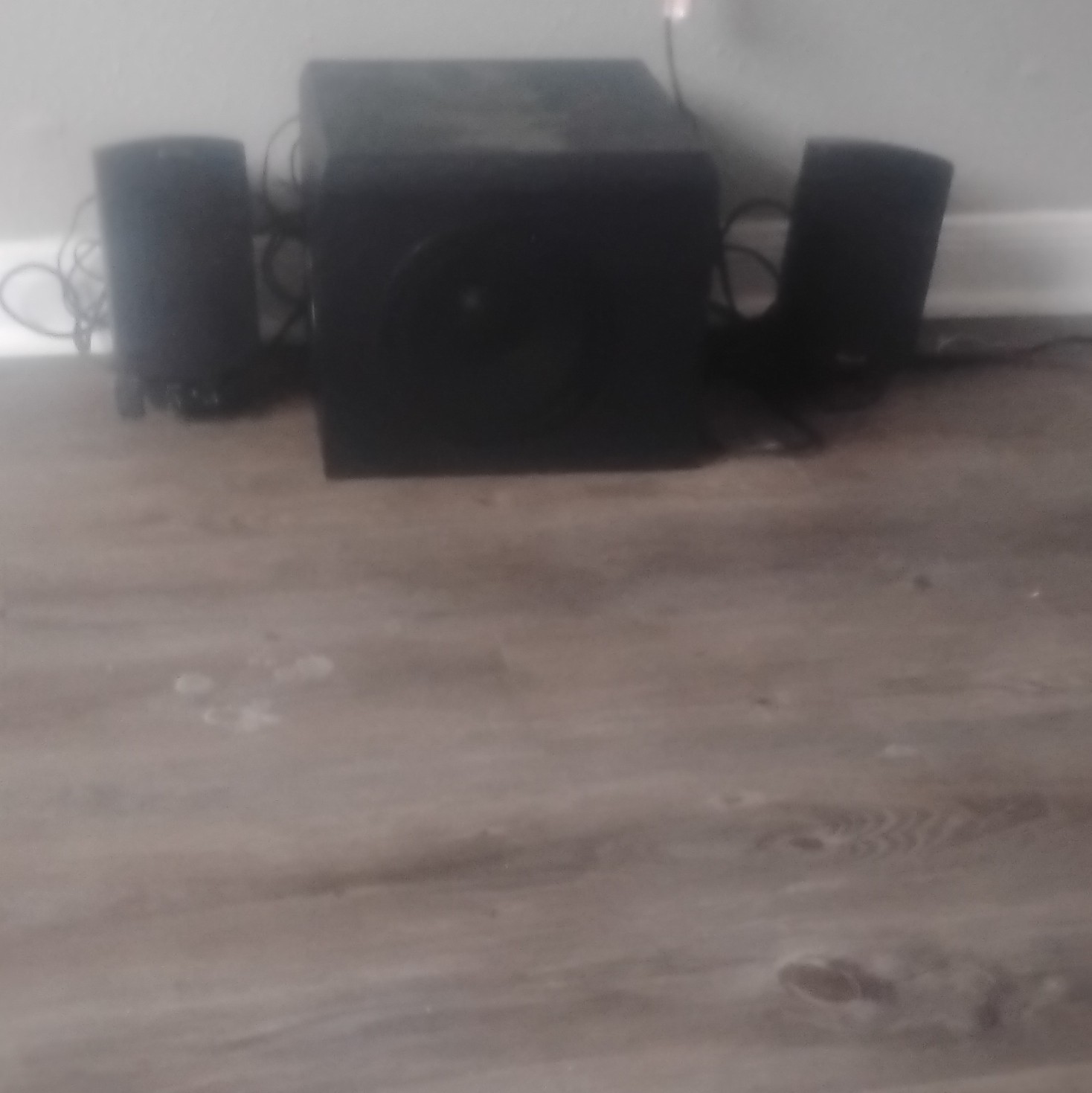 Klipsch ProMedia 2.1 THX Certified Wired Speaker System w/ Subwoofer AUX Black