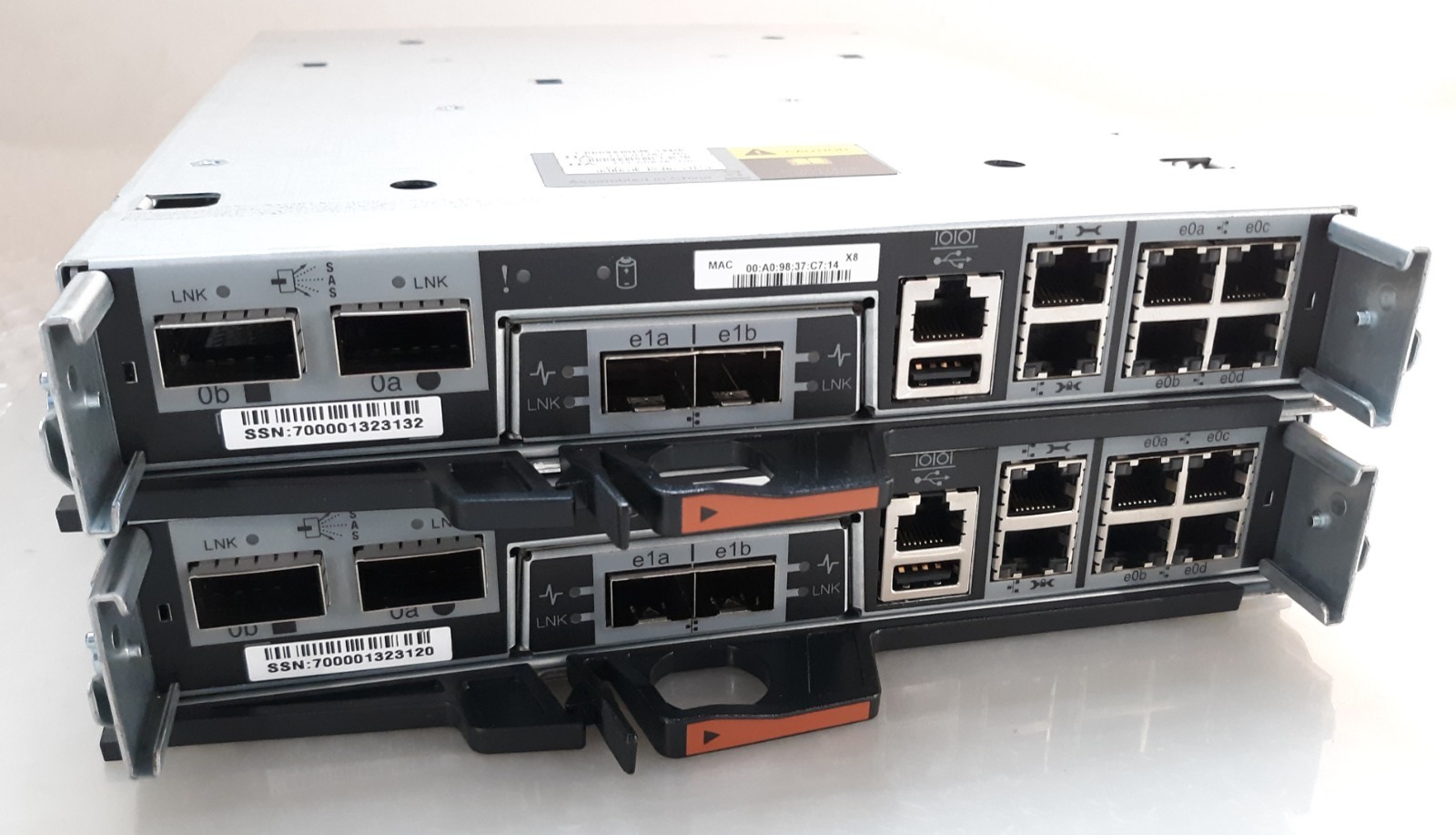 Pair of NetApp 111-01287+B0 Disk Array Controller NO CPU & RAM