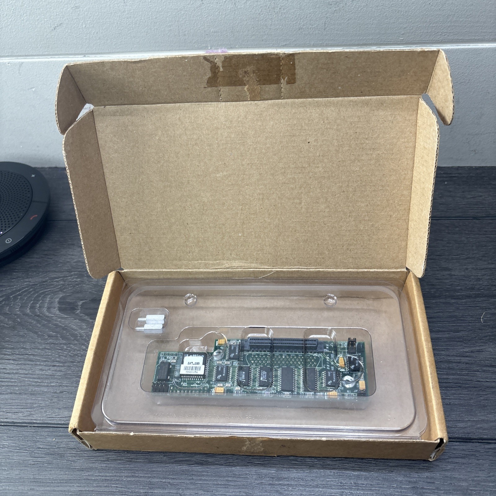 DE100i-SWH Kingston DataExpress SCSI connector