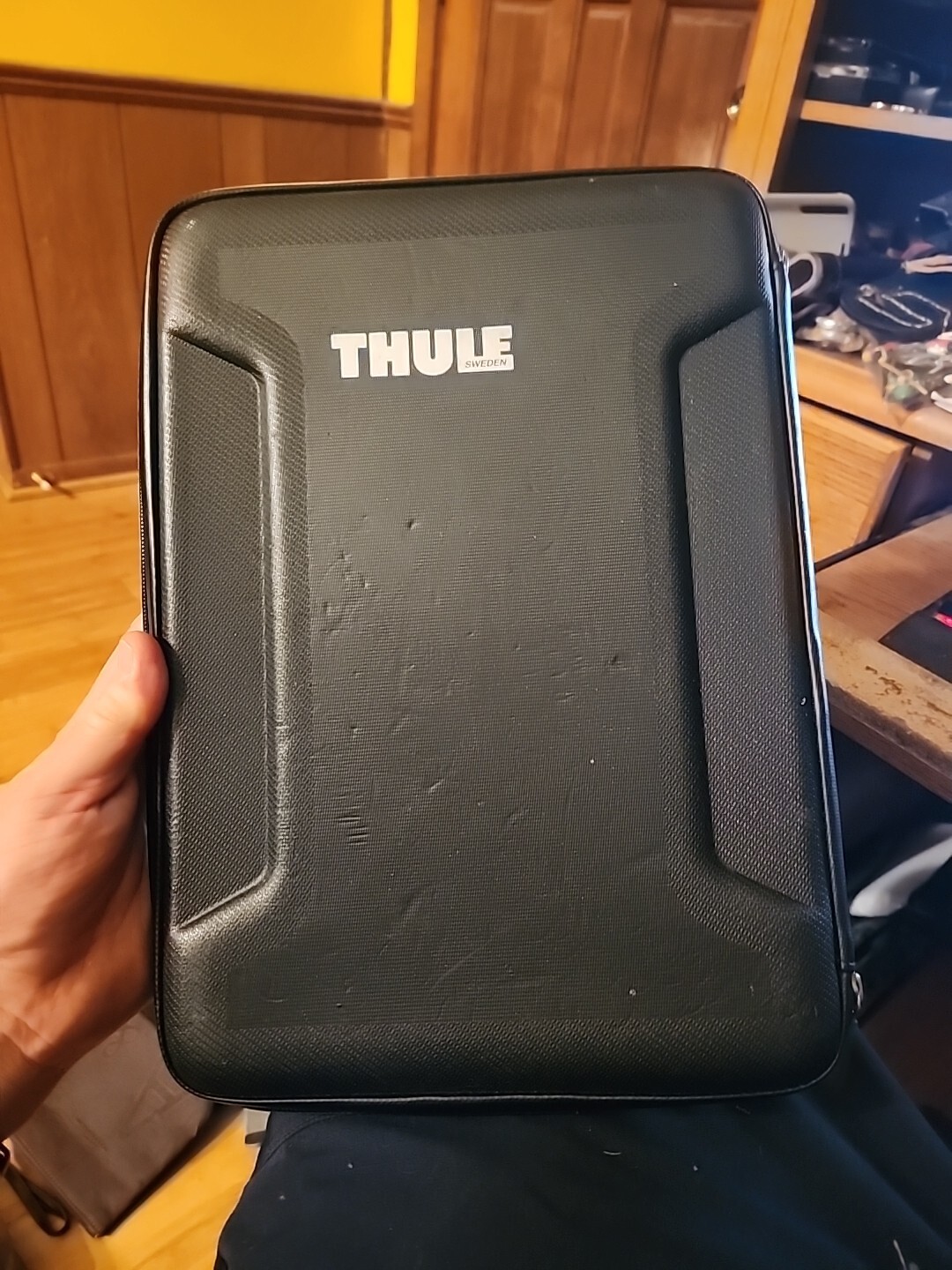 Thule Gauntlet Laptop Sleeve Laptop Case for 13” Black VGUC