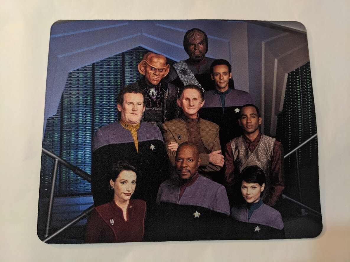 STAR TREK Deep Space Nine DS9 Crew defiant COMPUTER MOUSE PAD 9 X 7 inch USA