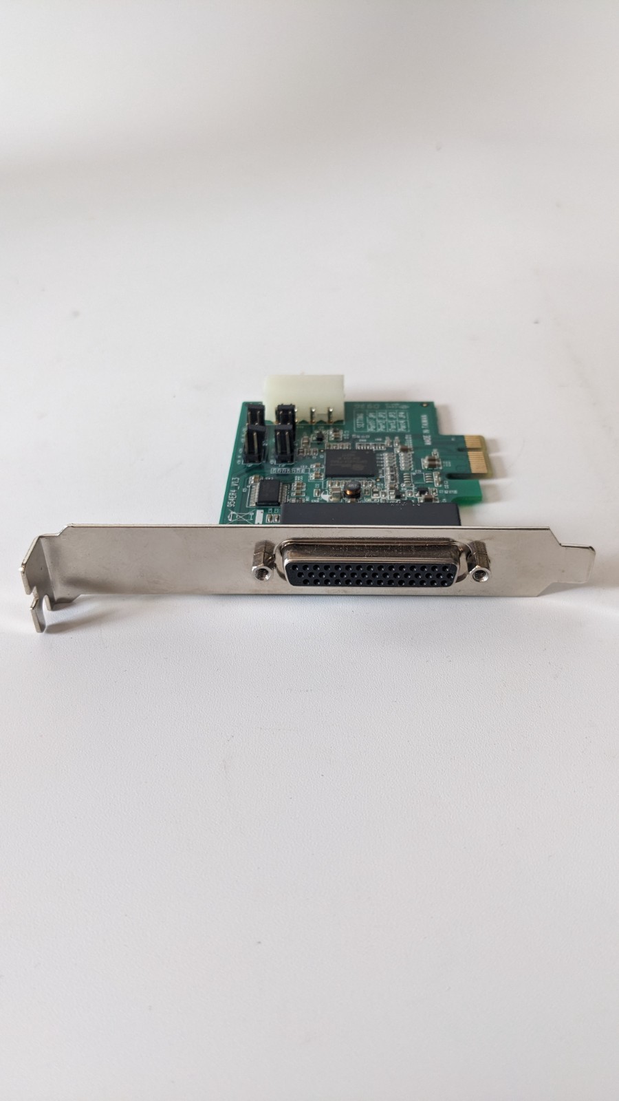 STARTECH PEX4S952LP 4 PORT PCIe high profile SERIAL ADAPTER CARD