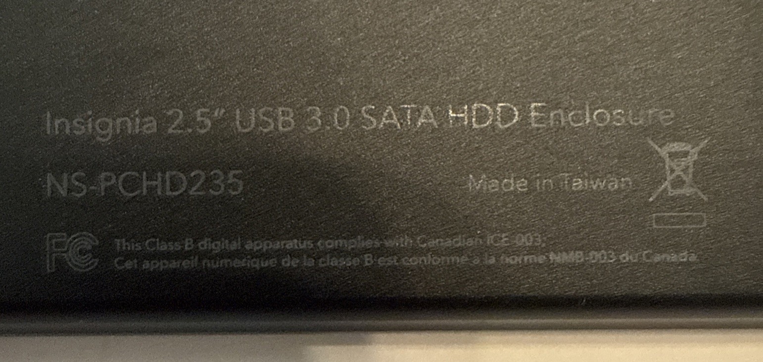 INSIGNIA USB 3.0 DESKTOP HARD DISK DRIVE ENCLOSURE NS-PCHD235 #102747-3 C