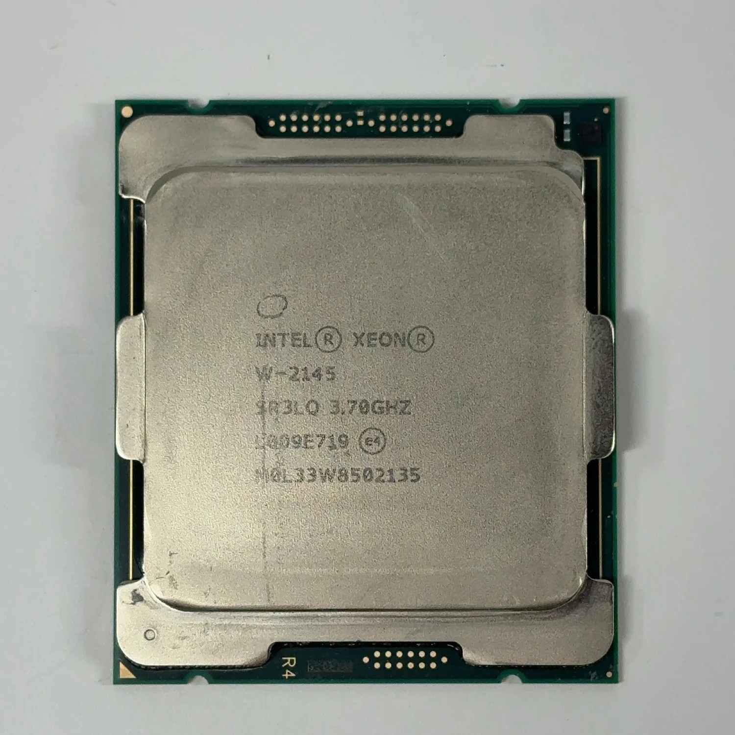 Intel Xeon W-2145 3.70GHz 8 Core 16 Thread LGA 2066