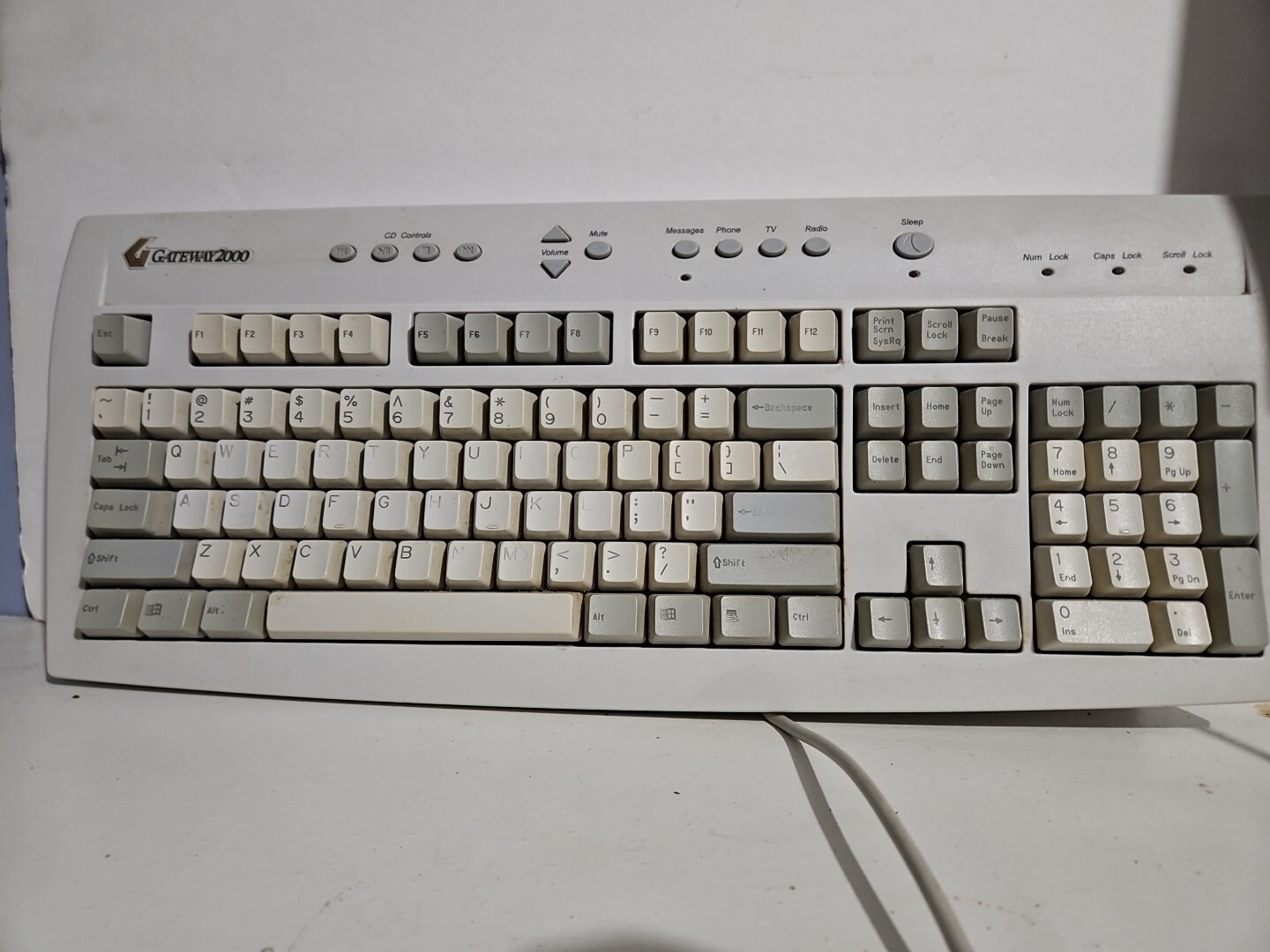 OEM Original Gateway 2000 Model E06150US011-C Wired Computer Keyboard