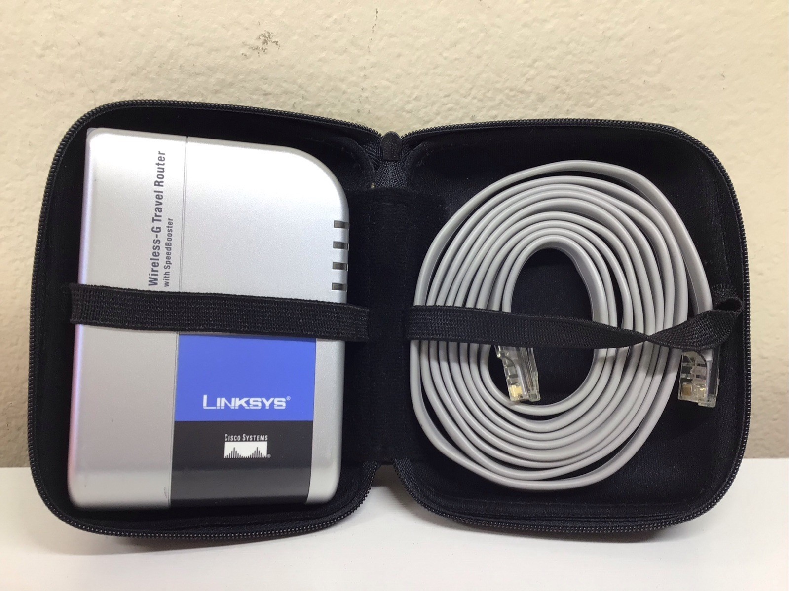 Linksys Wireless - G Travel Router Model No. WTR54GS, Open Box