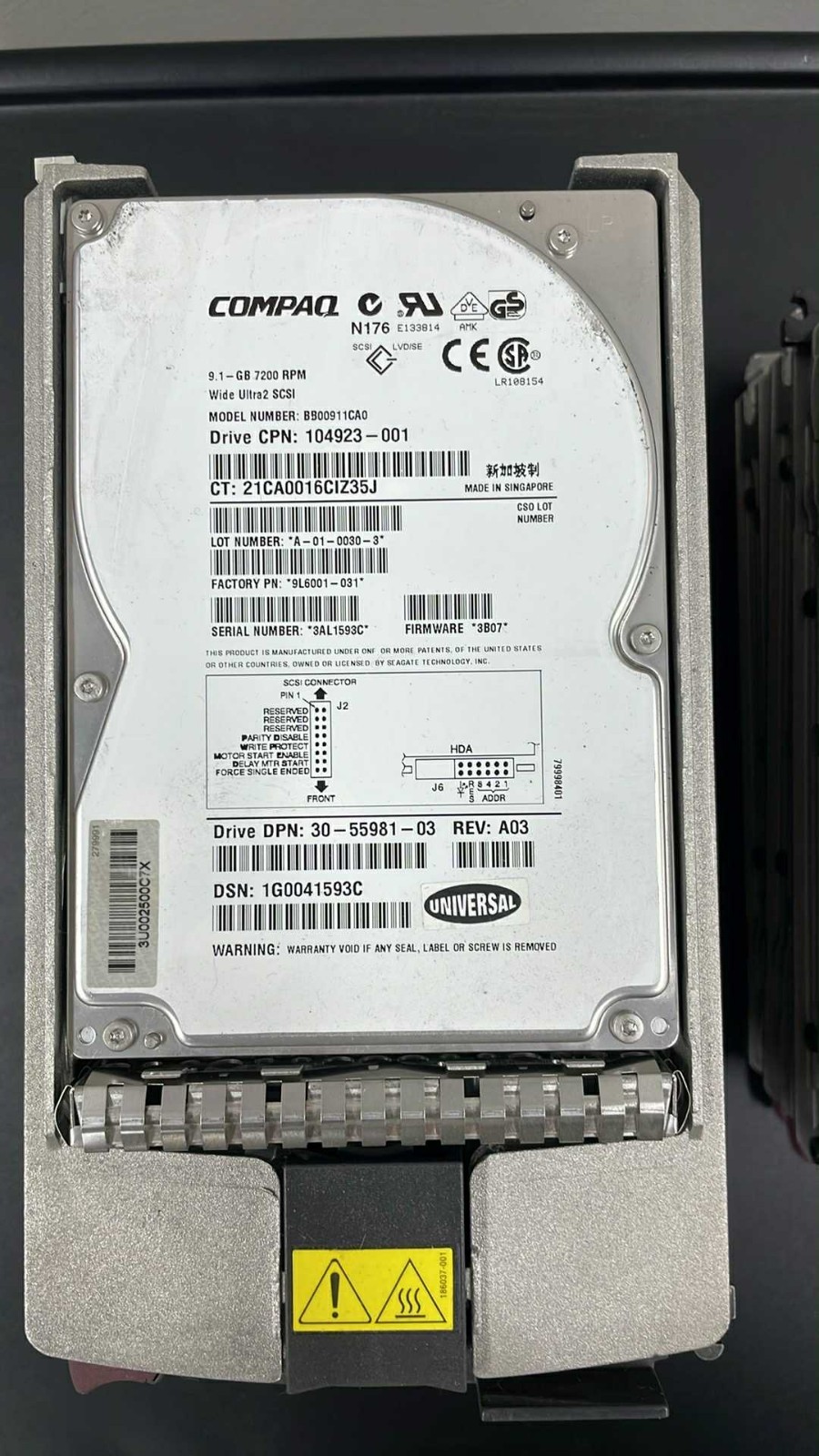 Compaq Proliant 9GB SCSI 7.2K HOT SWAP HARD DRIVE W TRAY F 1850R DL380 G2 G3