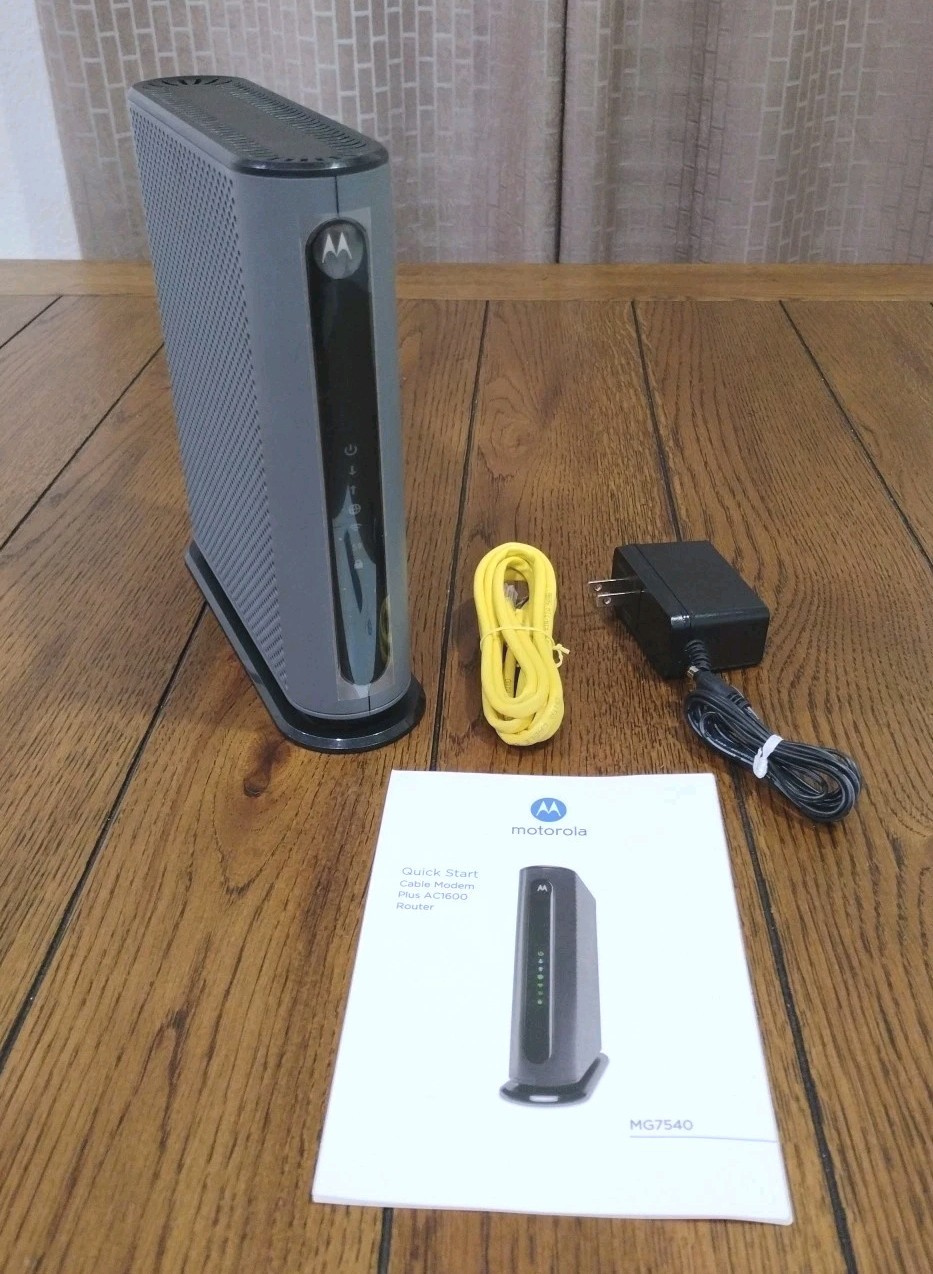 Motorola MG7540 16x4 DOCSIS 3.0 Cable Modem Plus AC1600 WiFi Router - Open Box