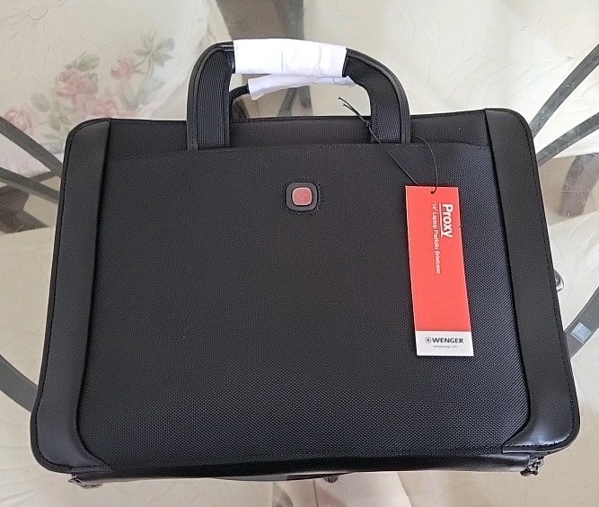 Swiss Wenger Proxy 14 inch laptop pad folio Briefcase