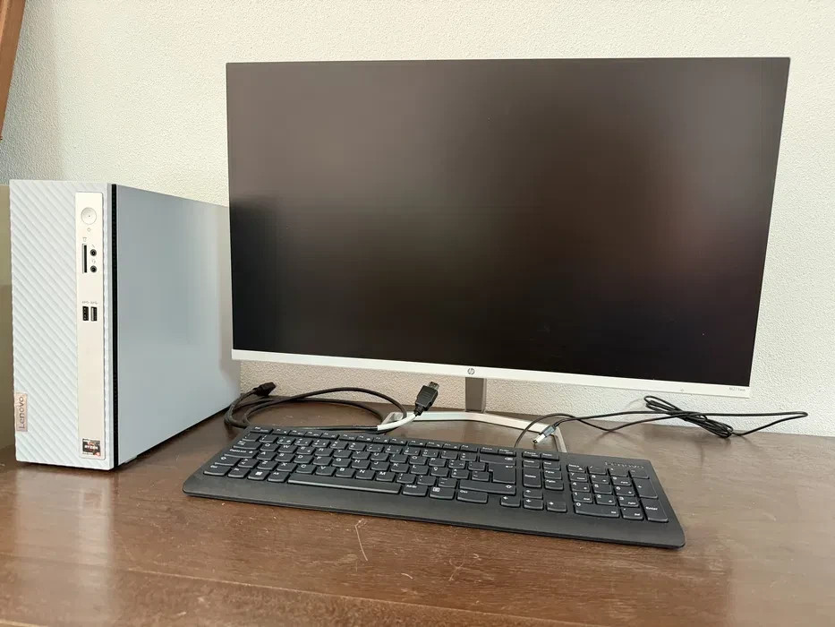 PC Lenovo Ryzen 5 + Monitor HP 27” + Keyboard