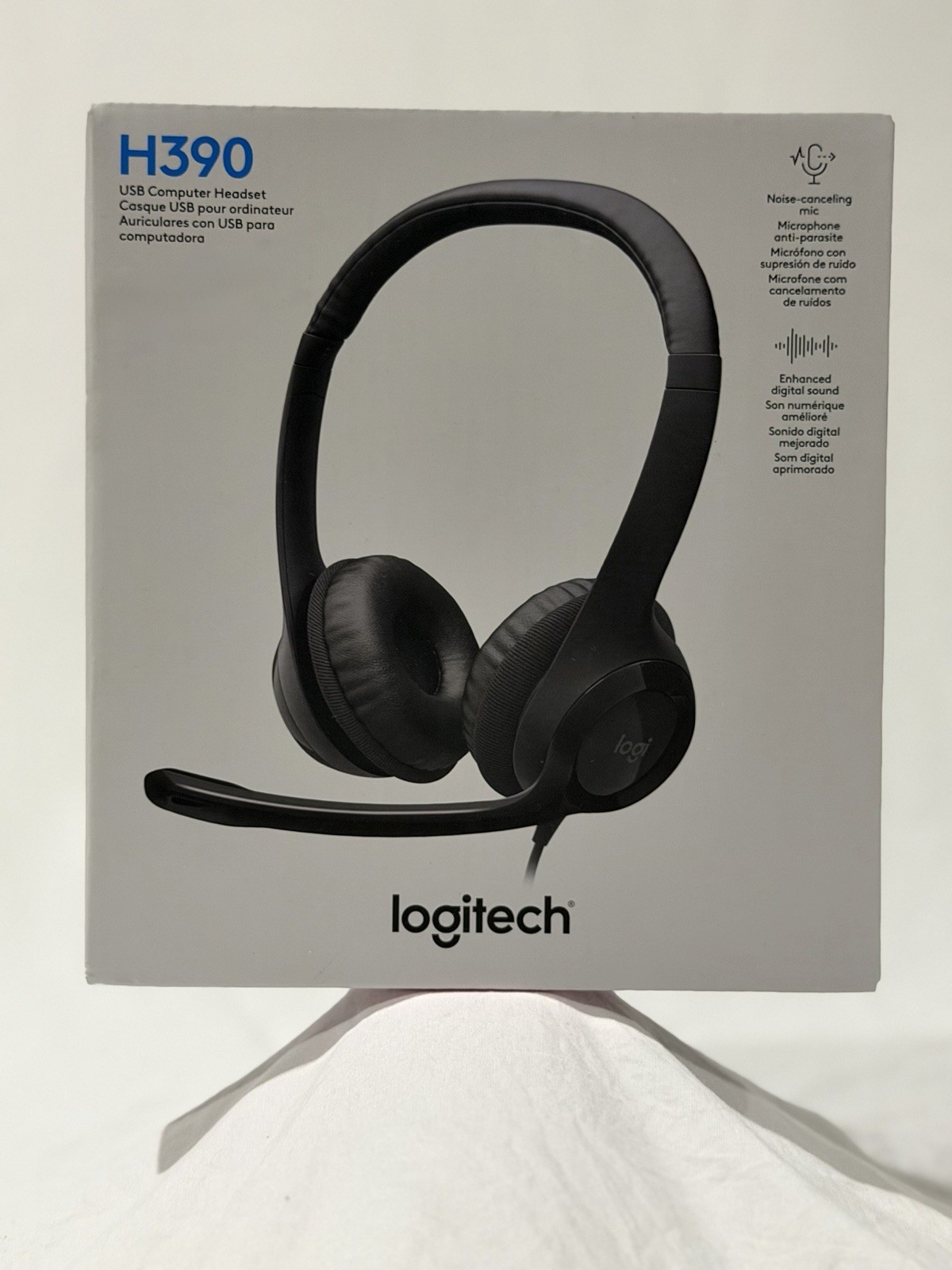 Logitech - H390 Wired USB On-Ear Stereo Comfort Headphones - Black NEW