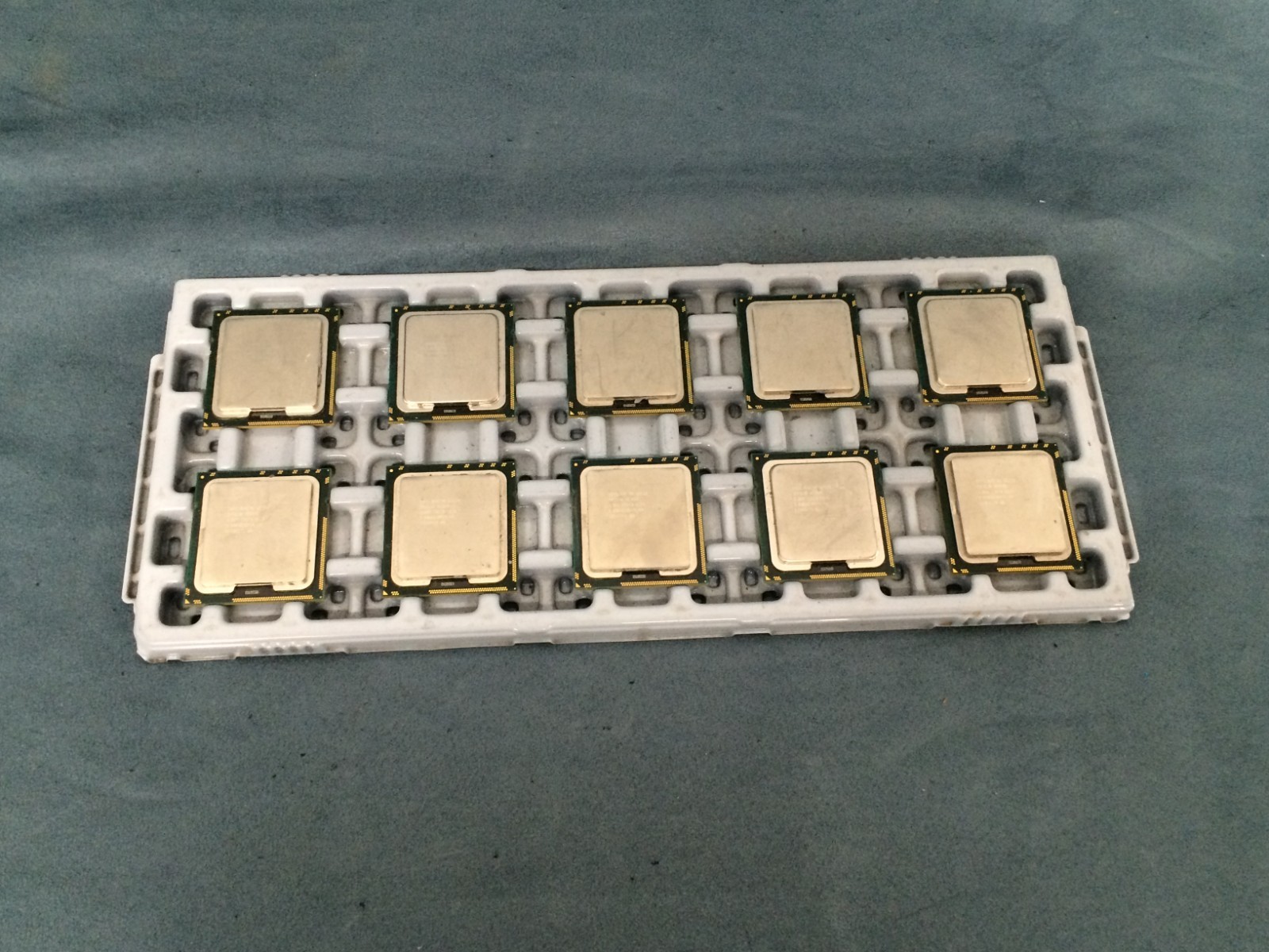 Lot of 10 Intel Xeon W3530 SLBKR Four Core 2.80 GHZ Processors Socket LGA1366