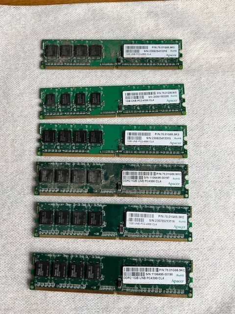 Apacer , PC2-4300 1GB DDR2 533MHz CL4 Desktop Memory RAM, 240-pin Lot of 6
