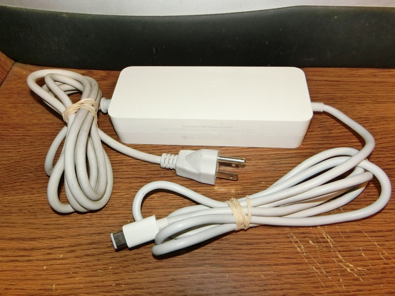 Genuine Apple A1188 Power Supply AC Adapter Charger 110W 18.5V 6A