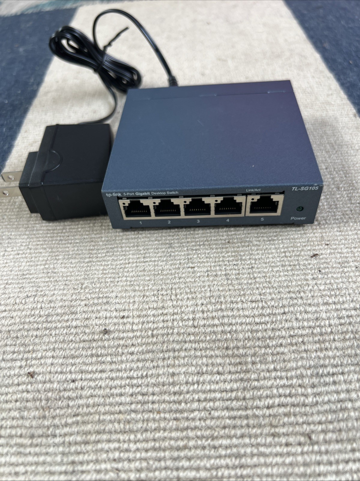 TP-LINK Technologies TP-Link (TL-SG105) 5-Ports External Switch