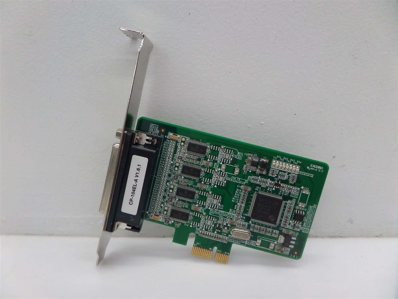 Moxa CP-114EL CP-104EL-A Single Port DB44 Low Profile PCIe Raid Card