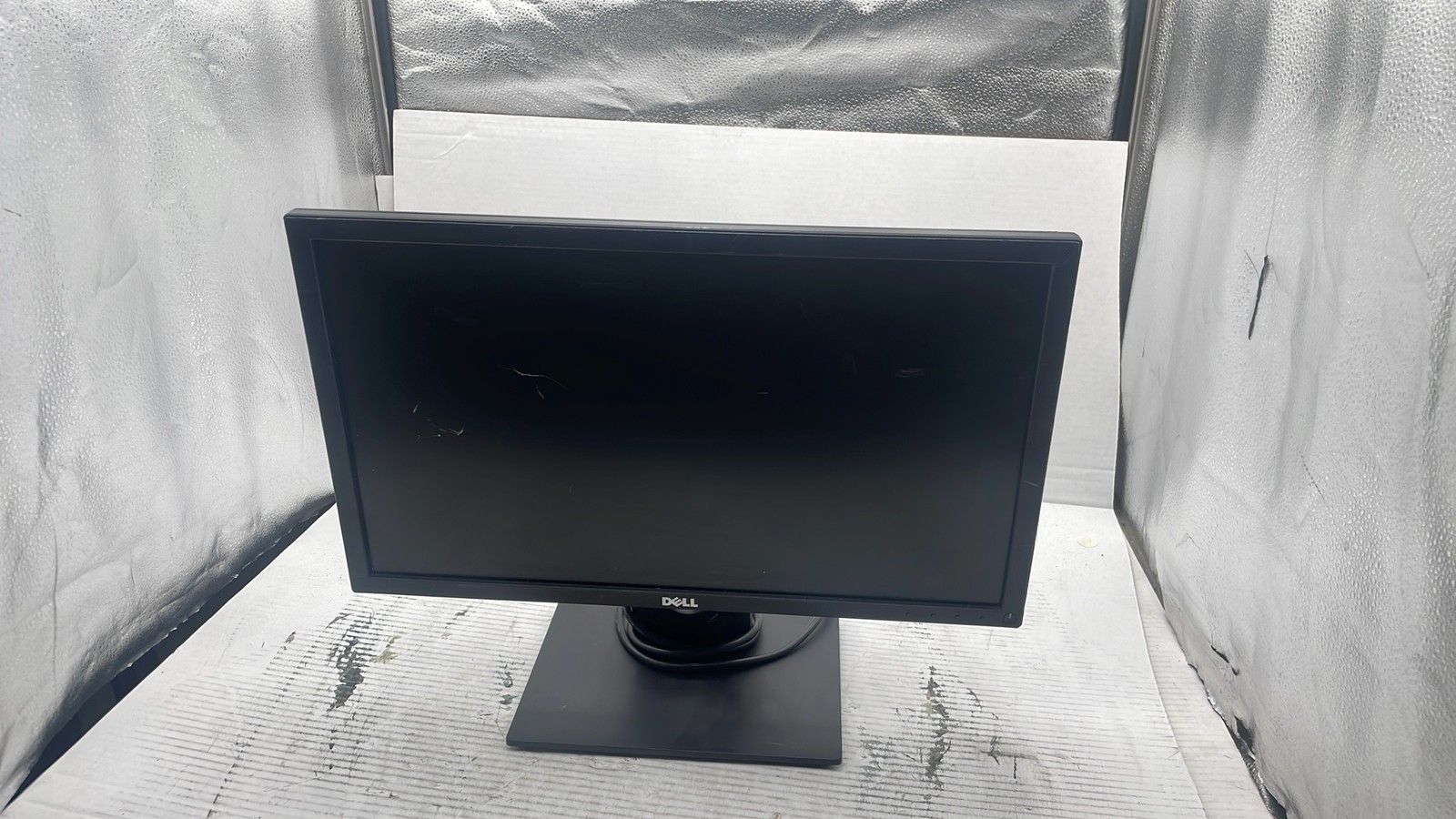 Dell E2216H 22" LED LCD Monitor Full HD DisplayPort VGA Black Widescreen 2019