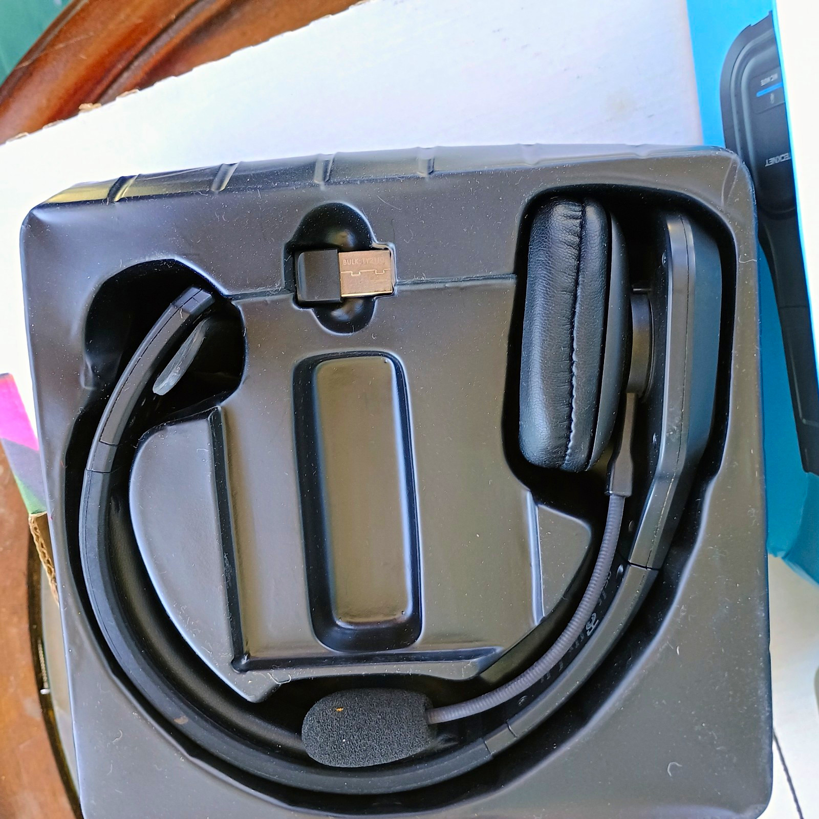 TECKNET TK-HS001 Bluetooth Wireless Single-Ear Boom Mic Headset Mute Black