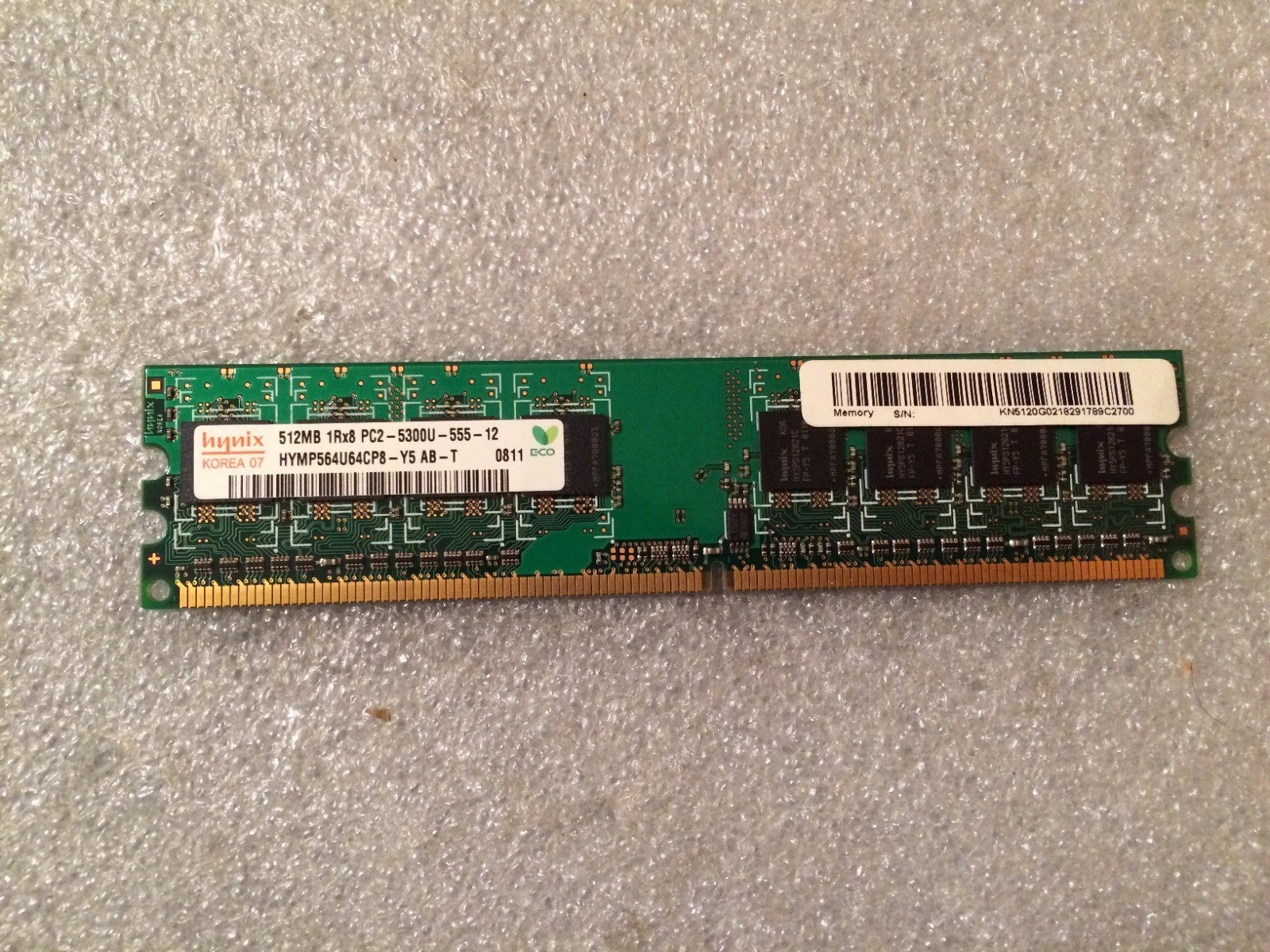 Hynix HYMP564U64CP8-Y5-AB-T 512MB PC2-5300 667MHz CL5 240-Pin DDR2 Memory