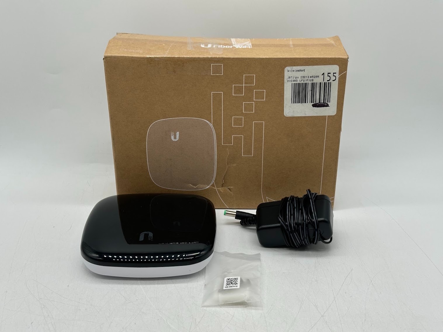 Ubiquiti UFiber Wifi 4-Port GPON Router UF-WIFI-US