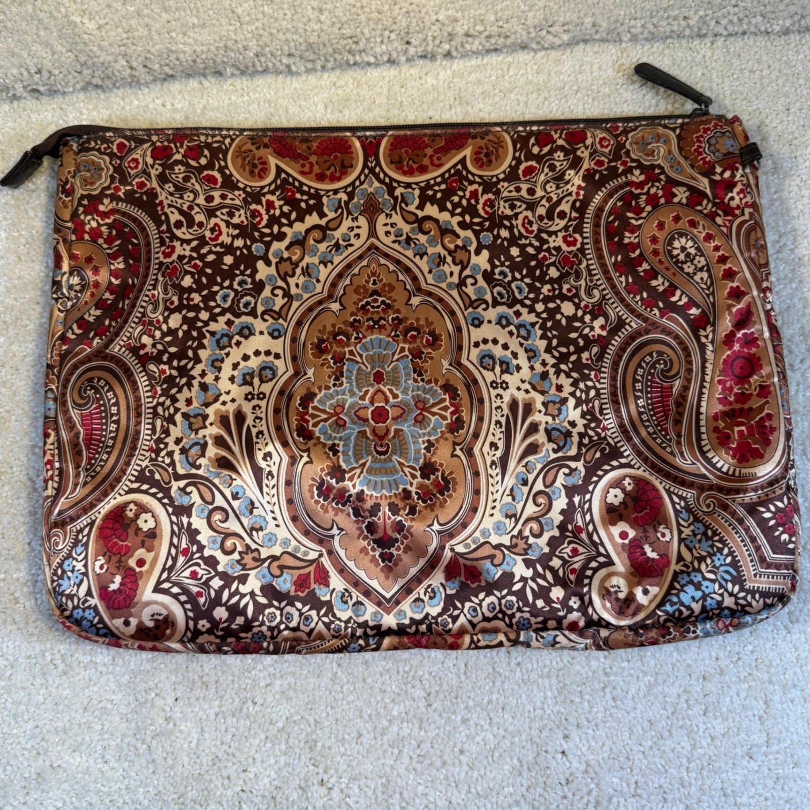 Designer Paisley Print Laptop Sleeve Bag Pouch Zipper Closure Brown Red Blue