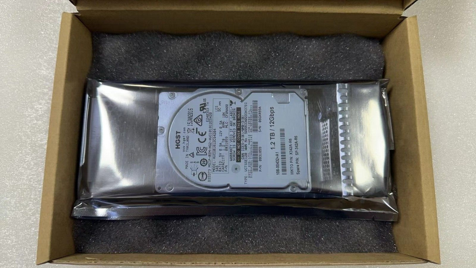 NEW NETAPP X342A-R6 SP-342A-R6 1.2T 12G 2.5 10K SAS 108-00432 0B31859 Hard Drive