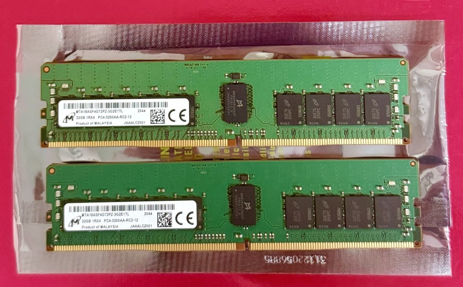 {2x} Micron 32GB DDR4-3200 PC4-25600 ECC RDIMM Server RAMS MTA18ASF4G72PZ-3G2E1