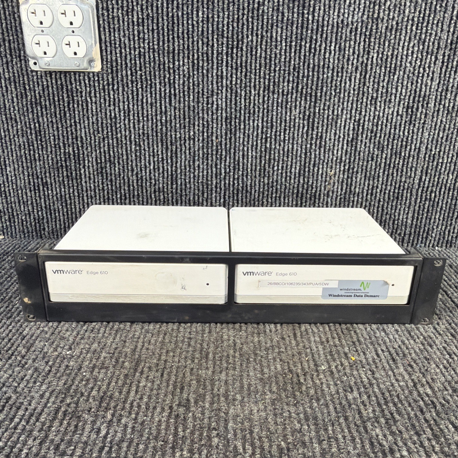 Dell VMware Edge 610 E42W Network Switch Pair of 2 With Rack No Adapter IT
