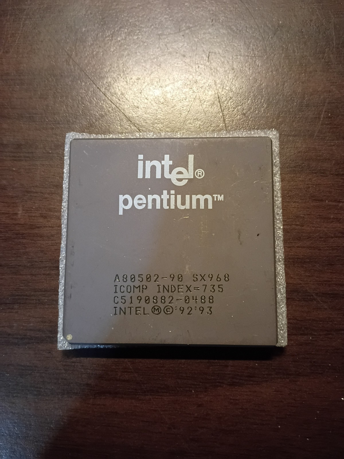 Intel Pentium 90, SX968, A80502-90 , vintage CPU, GOLD