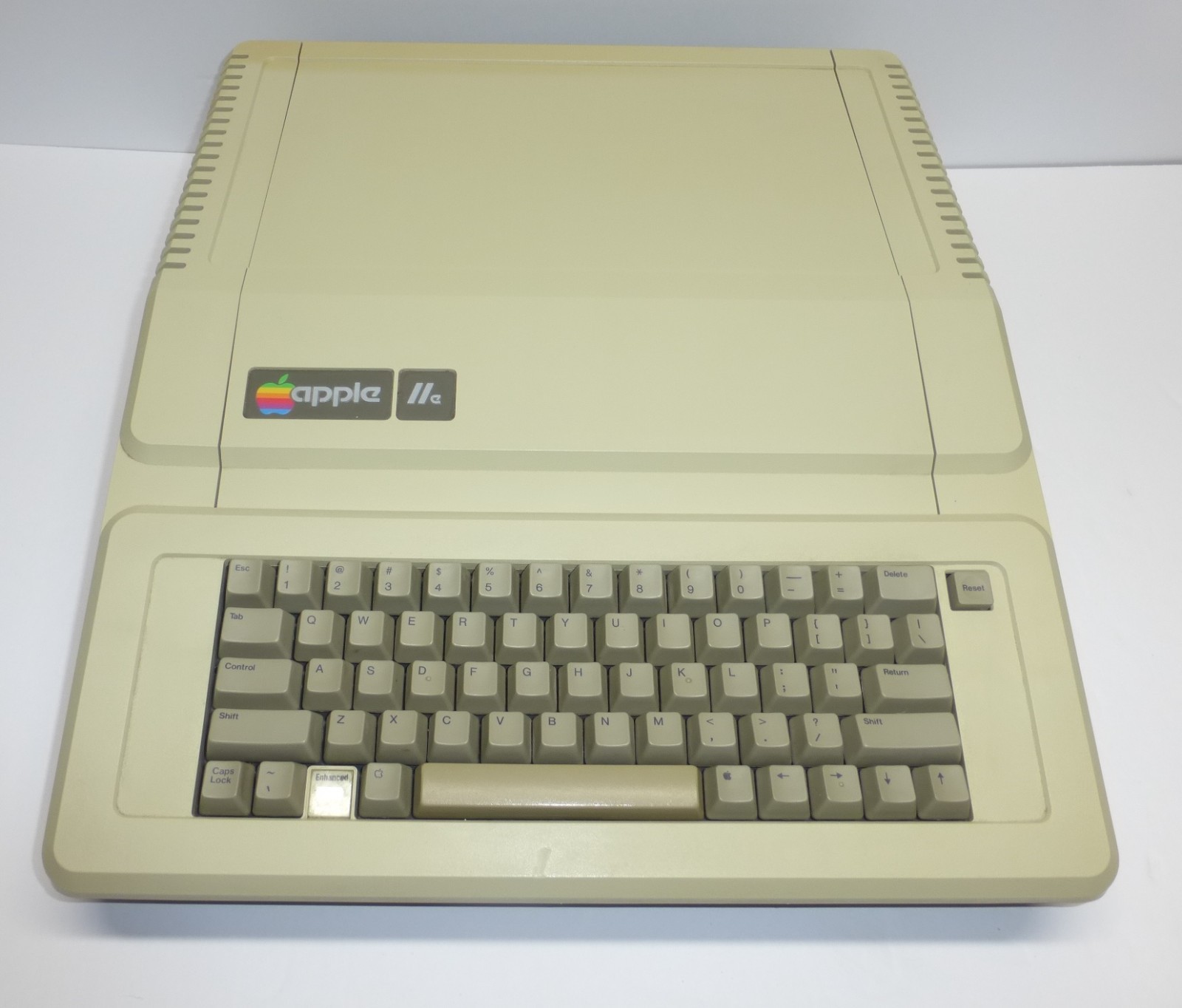 Apple IIe Enhanced A2S2064 Computer 80 Column Disk Controller Self Test Pass