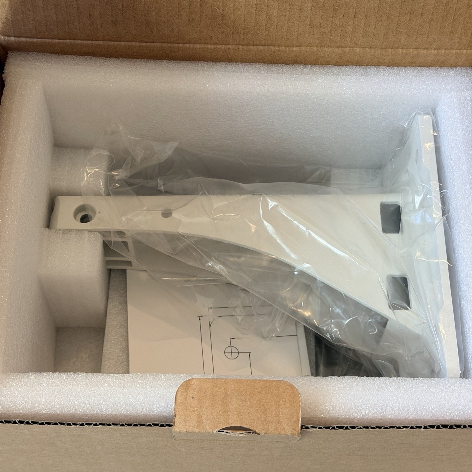 New HPE Aruba AP-270-MNT-V2 270 Series Outdoor AP Mount Kit JW053A New In Box