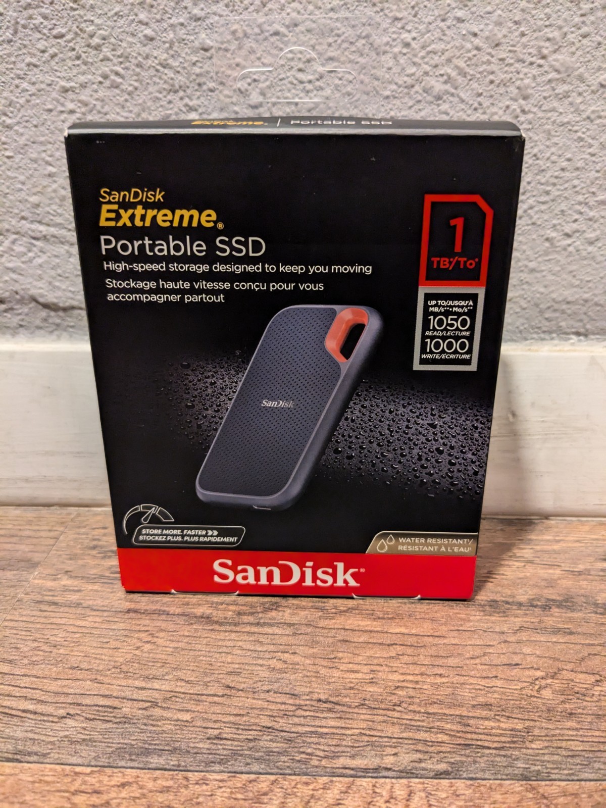 SanDisk Extreme 1TB External Solid State Drive USB-C SDSSDE61-1T00-G25 +TESTED