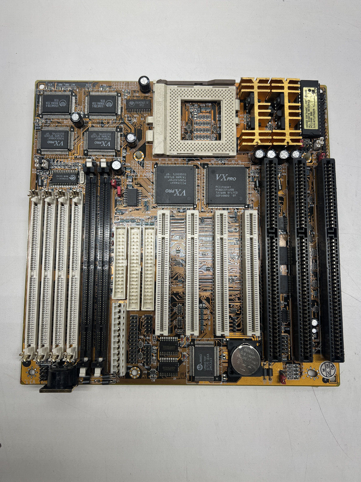 PCchips MB-M537 V3.1 Socket7 Motherboard VXpro Elpina