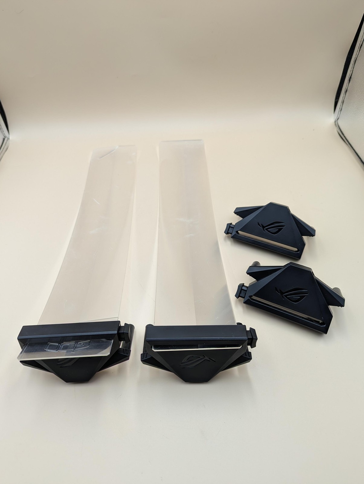 ASUS ABF01 ROG Bezel-Free Kit Universal Multi-Monitor Setup with Optical