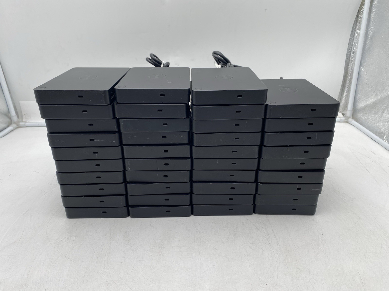 Lot of 39 Dell WD15 K17A USB-C Docking Station No Power Supply