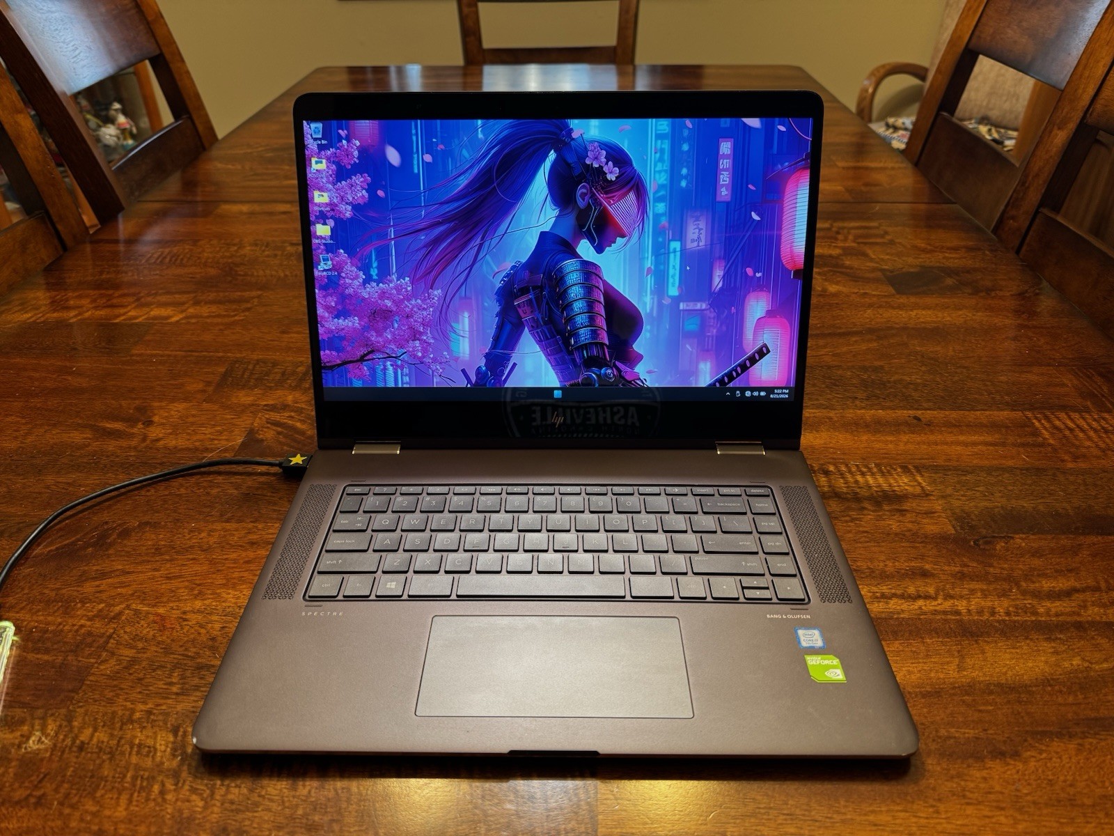 HP Spectre x360 15-bl0XX 15.6" i7-7500U 2GB GPU 16GB RAM 256GB SSD Win 11