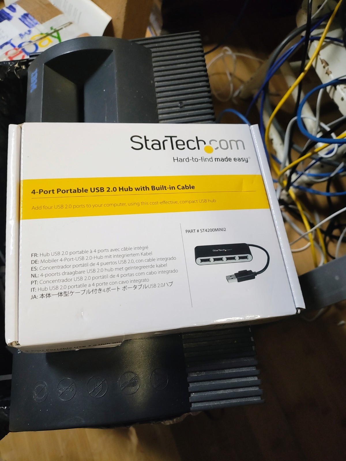 StarTech.com ST4200MINI2 Portable 4 Port USB hub, New 