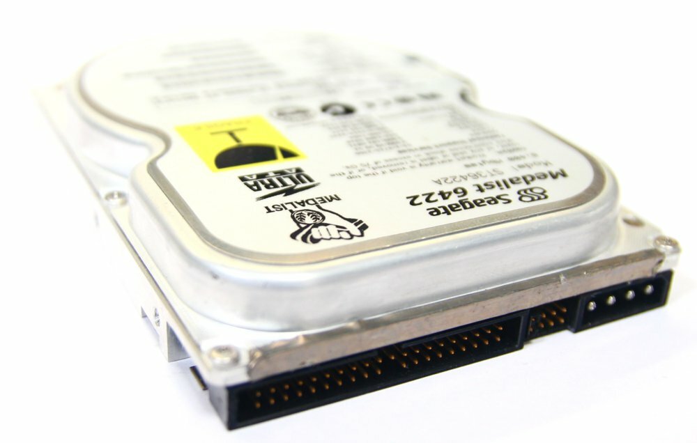Seagate Medalist 17242 17.2GB IDE / P-ATA HDD Hard Drive 3.5" 5400rpm ST317242A