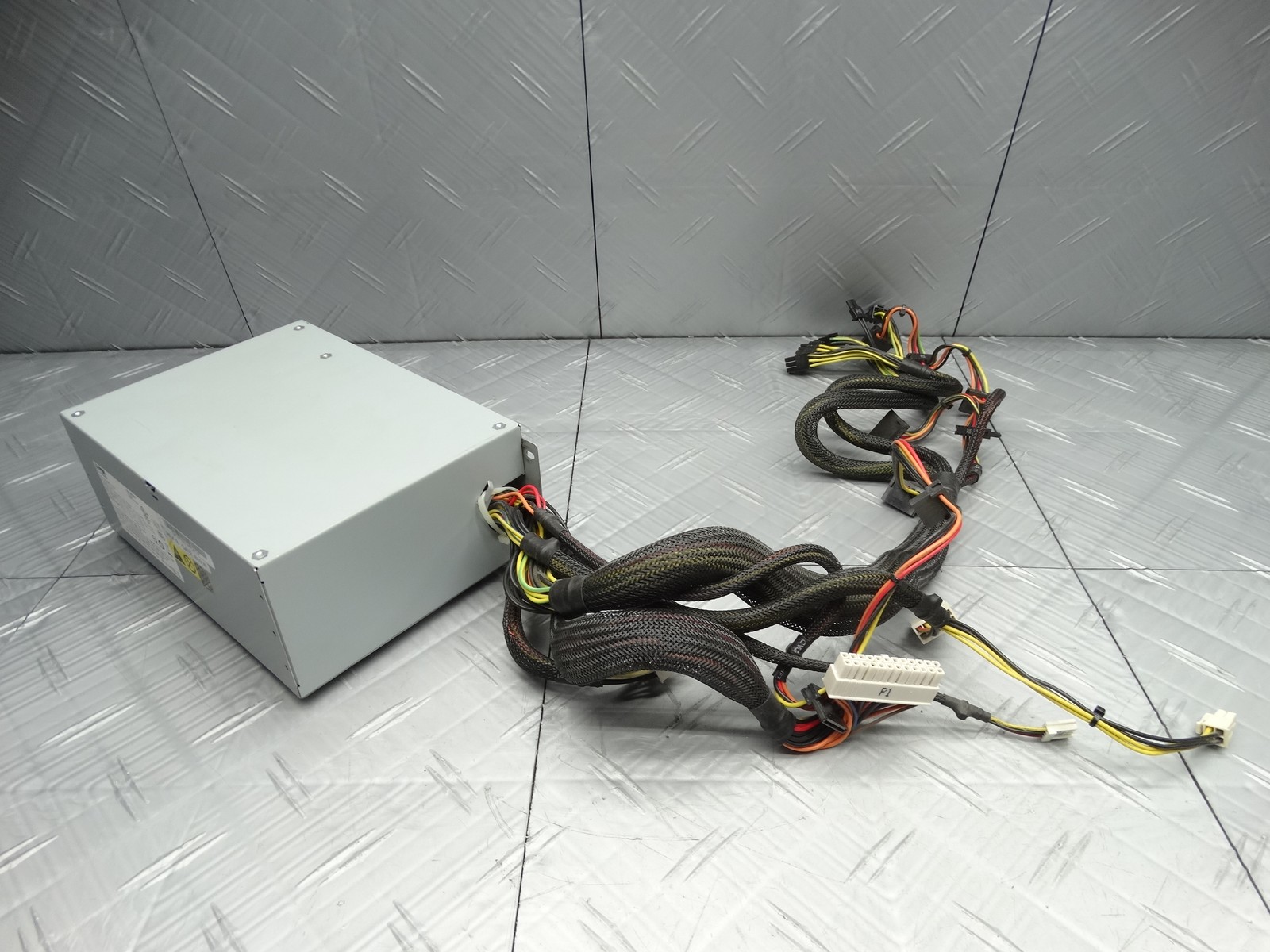AcBel Switching Power Supply 1030W FS7052 for Lenovo IBM 41A9762 D20
