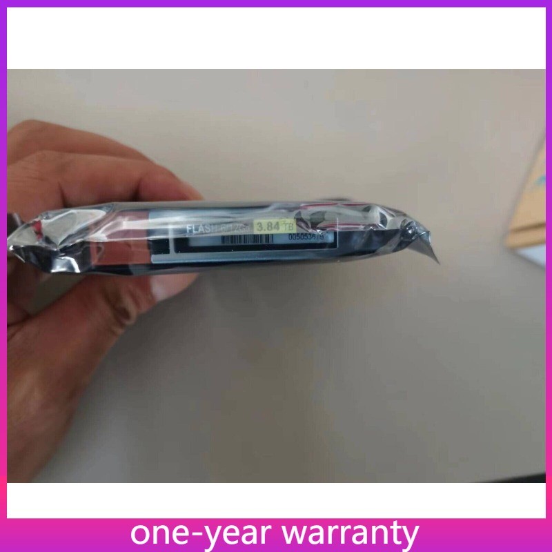1PCS 3.84TB 12Gb SAS SSD EMC 005053576 005053577 005053679 005053678 Used