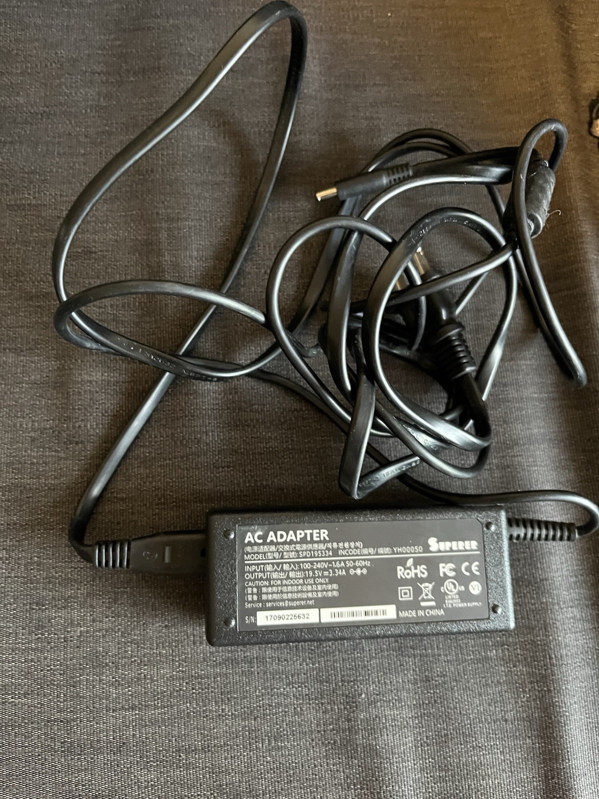 AC Adapter Supremer Model SPD195334