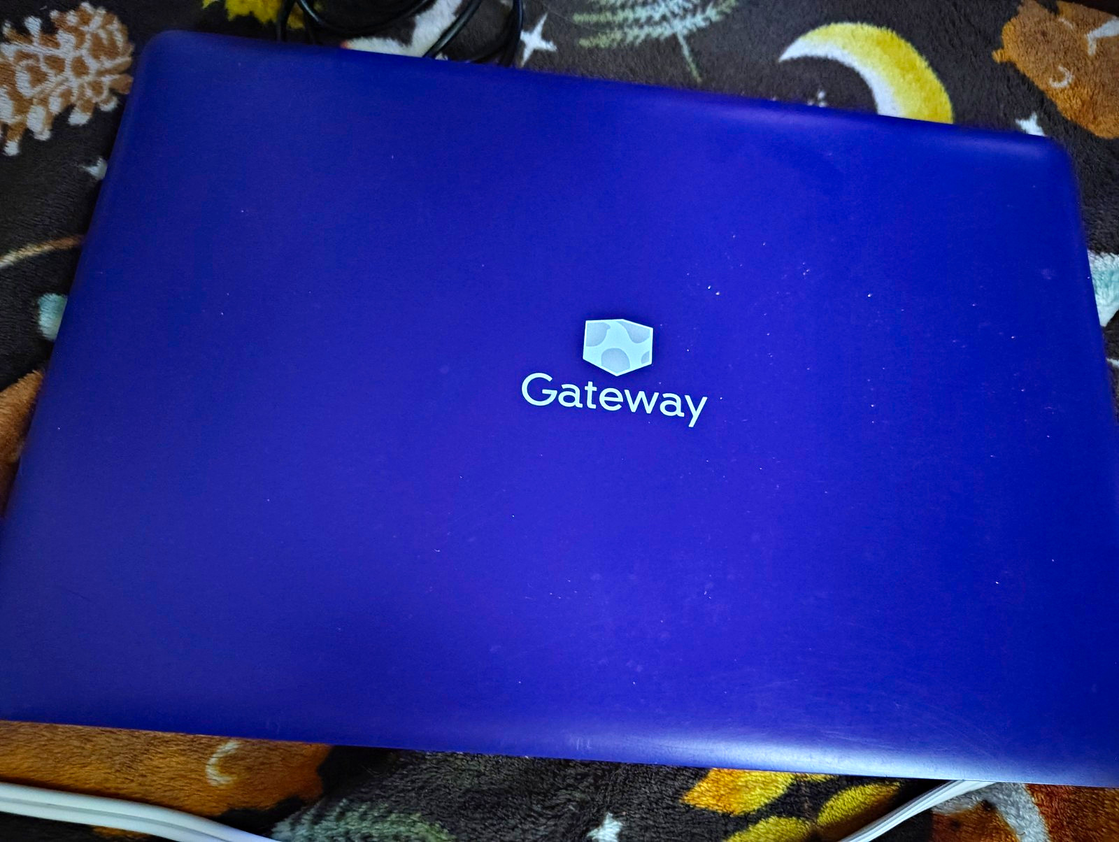 Gateway GWTN141-1PR 14in Purple Laptop Intel Celeron Windows, Charger Included