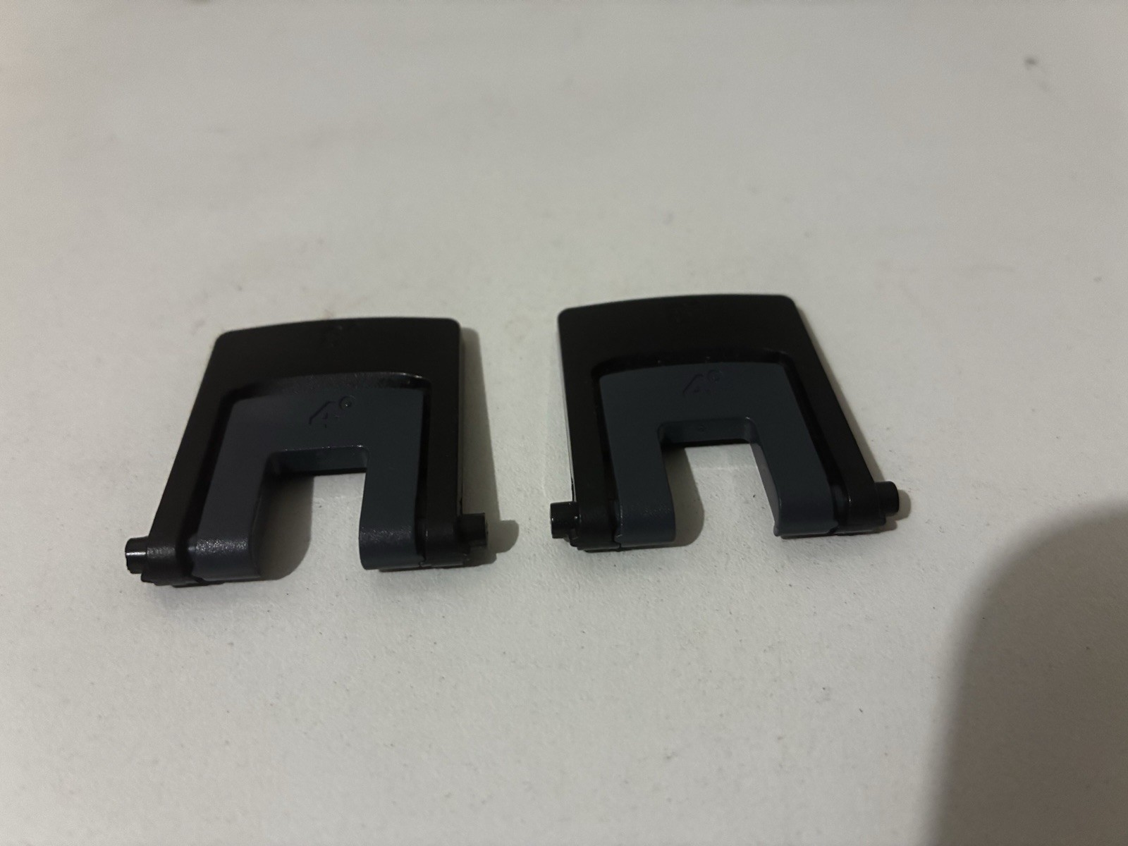Genuine Logitech Keyboard Feet Leg Stall (Pair) for K350 MK570 & Wave Pro K550