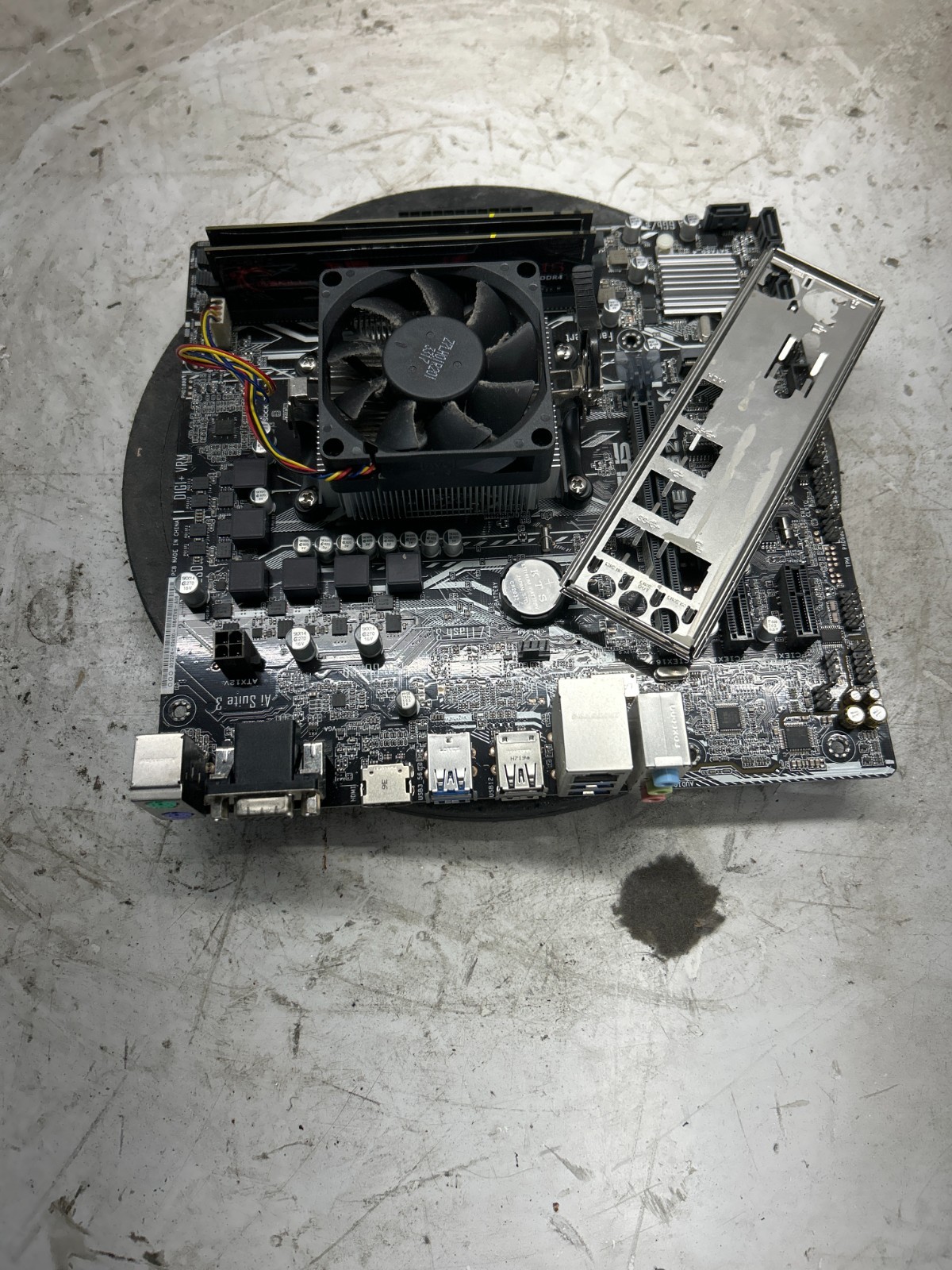 ASUS Prime A320M-K AMD A6-9500 RADEON R5 8 3500MHZ 16GB
